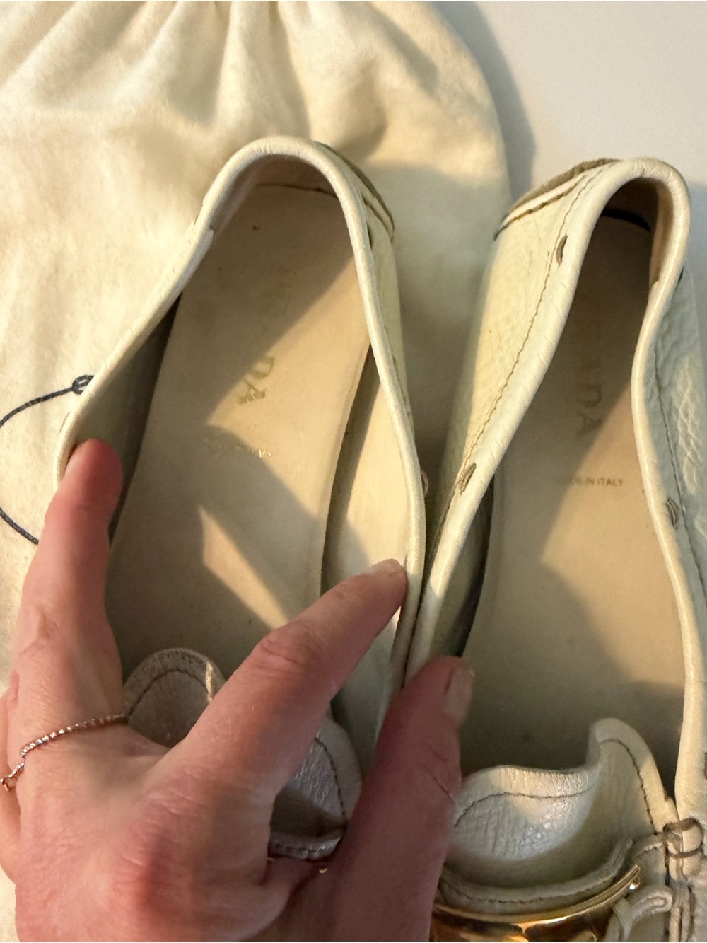 Vintage PRADA Cream Pebbled Leather Loafers with Gold Hardware, Size 39 (8.5) - Picture 4 of 11